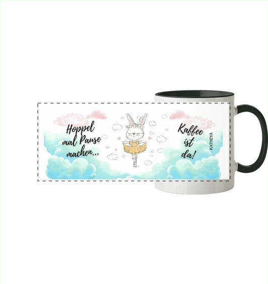 Hase - Hoppel mal Pause machen, Kaffee ist da - Panorama Tasse zweifarbig